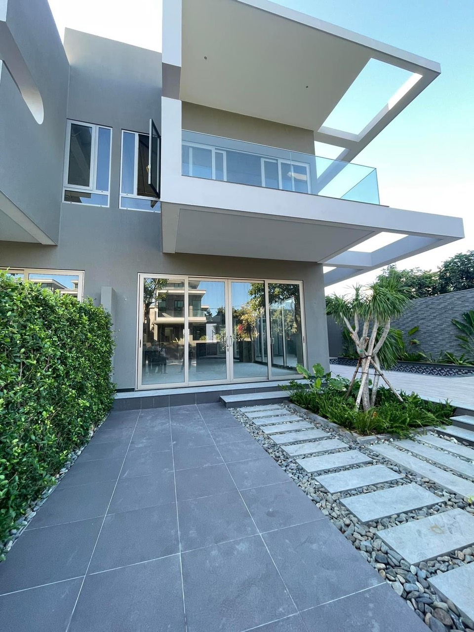 Cập Nhật Giá Bán Nhà Phố Vinhomes Cần Giờ, Vinhomes Hạ Long , Căn Hộ Vinhomes Grand Park, Vinhomes Long An, Vinhomes Hà Nội... - Cập nhật 24/7